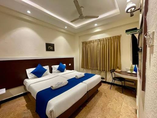 Sharadha Home Stay