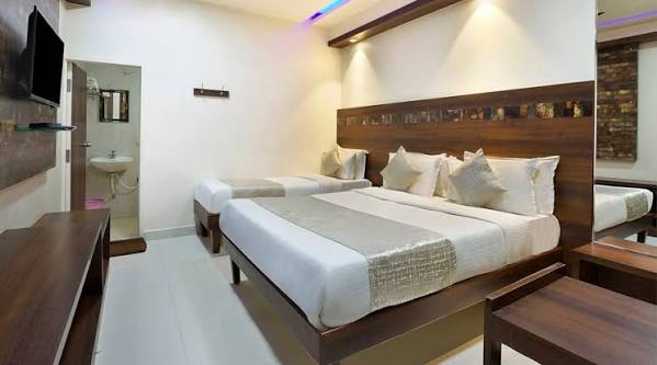 Sharadha Home Stay